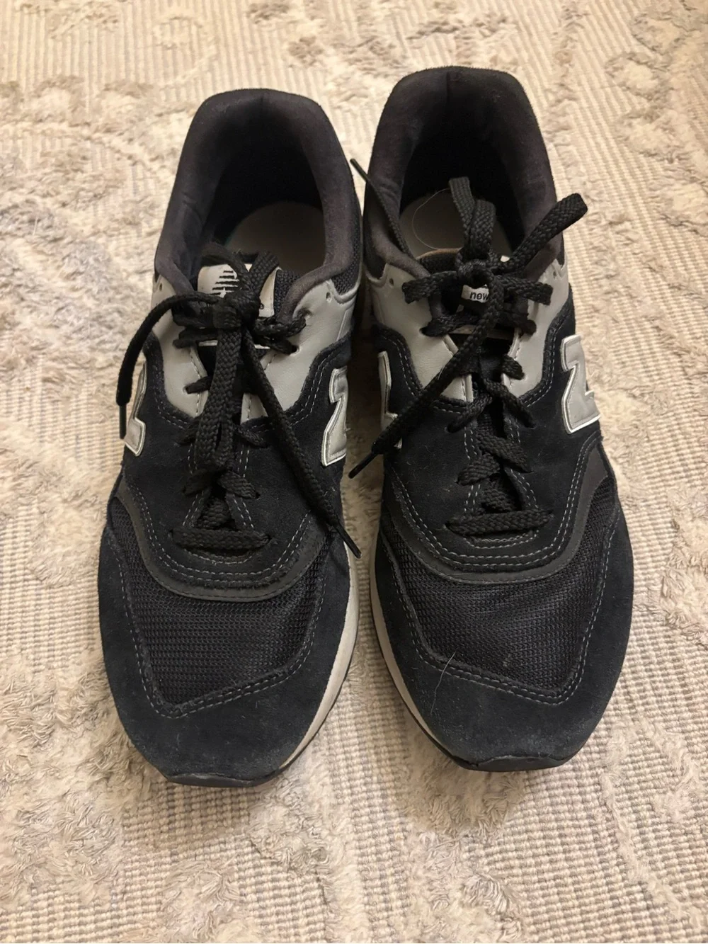 New Balance Men's Black & Gray Casual Lace-Up Sneakers - Picture 2 of 6